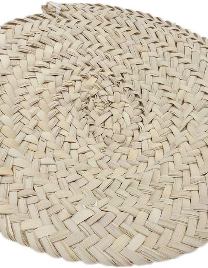 سجادة مصنوعة يدويا من اوراق النخيل السعودية