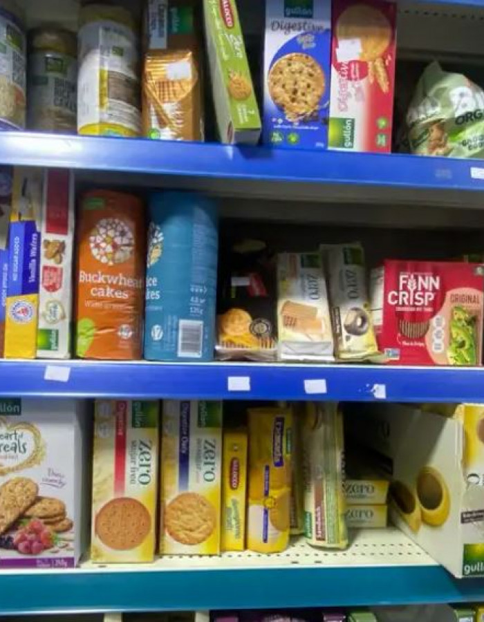 حلويات ومكملات غذاية نباتية وخالية من السكر وبروتين مستوردة