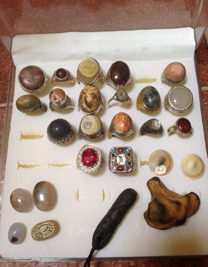 احجار كريمة نادرة